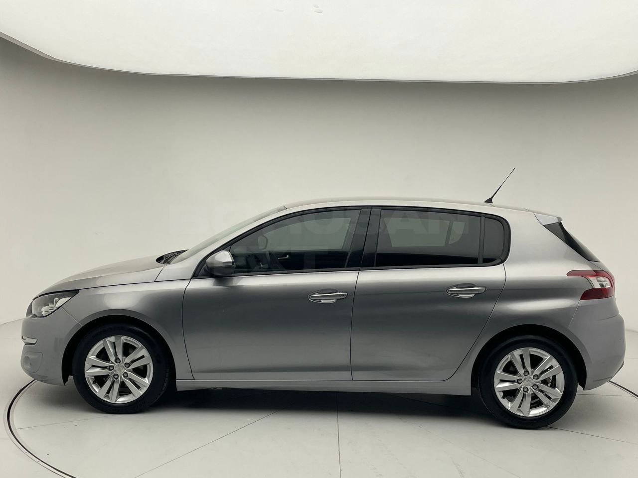 Peugeot 308 2016